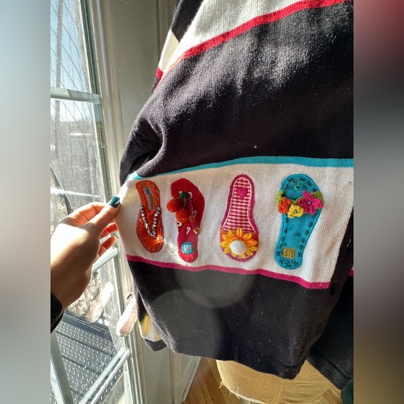 Fun vintage sweater - Picture 2 of 3